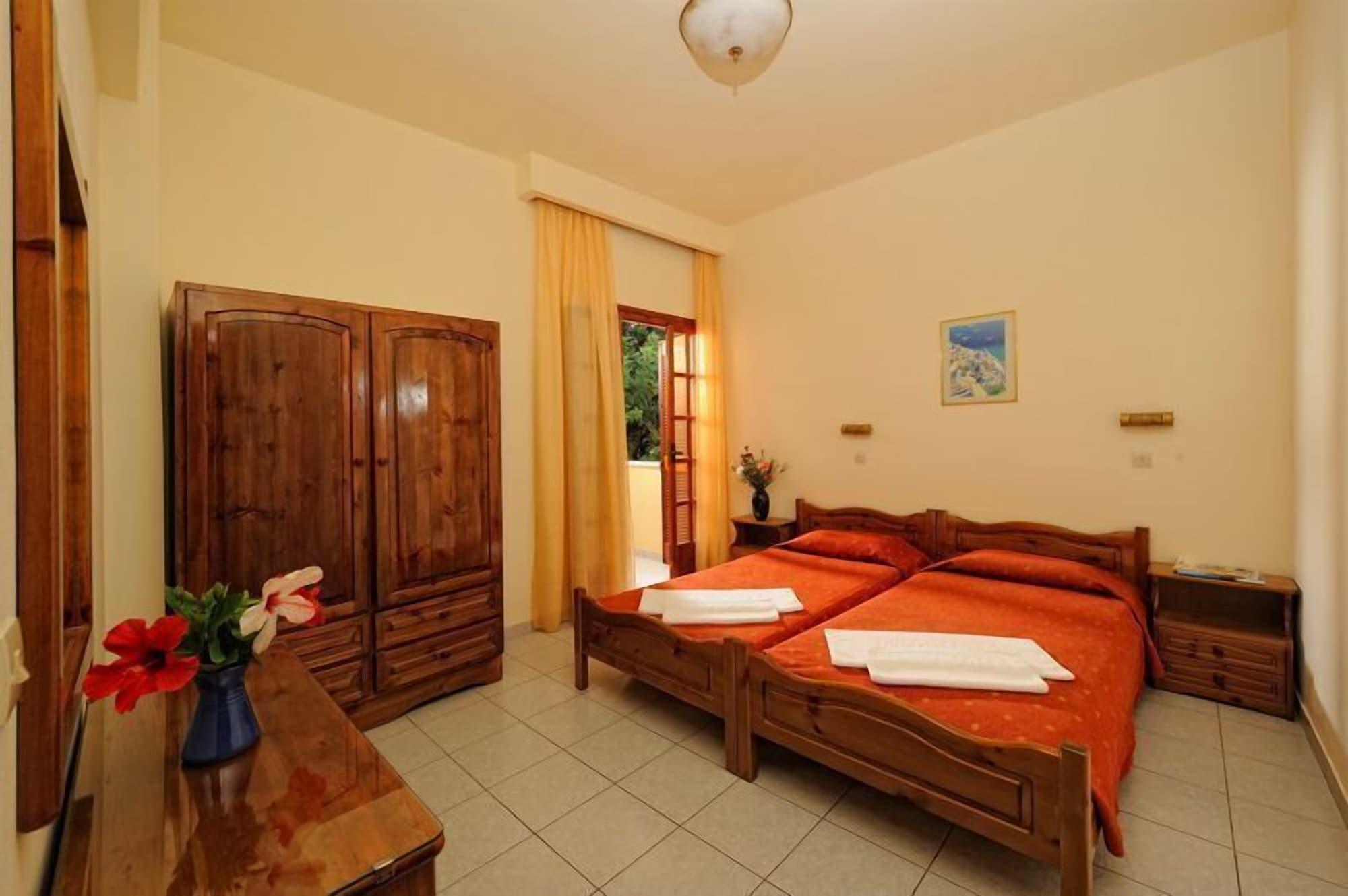 Aparthotel Maria Lambis Stalida Esterno foto