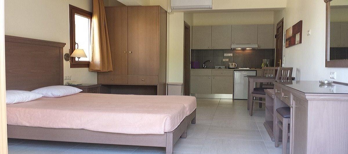 Aparthotel Maria Lambis Stalida Esterno foto
