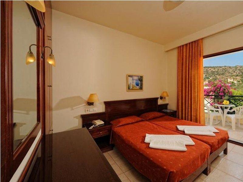 Aparthotel Maria Lambis Stalida Esterno foto